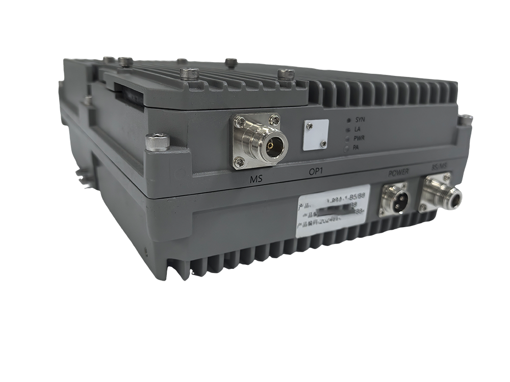  敦煌三频手机信号接收器2000㎡